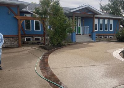 exterior concrete driveway photo